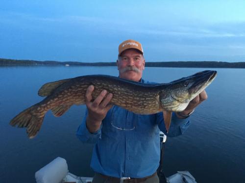 ELINOR LAKE, Alberta | Angler's Atlas